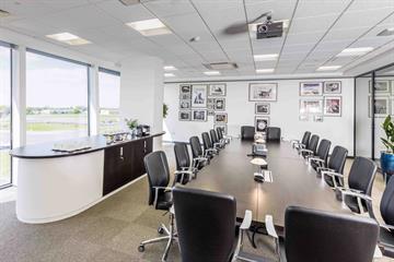 Signature Flight Support