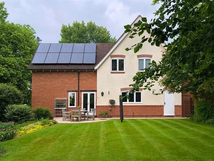 Solar Panel Installers Brentwood