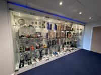The Benefits Of Glass Cabinets In Retail