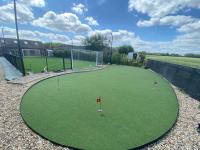 The Ultimate Back Garden Putting Green