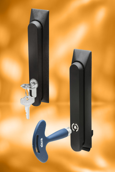 Elesa&#39;s new latch&#47;handle and cabinet control rod system