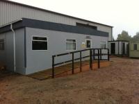 Mobile building supplied to school