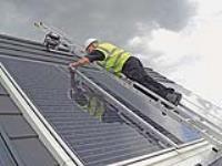  EASI DEC ON SHOW AT SOLAR ENERGY UK