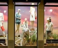 Three ways to attract customers to your retail store