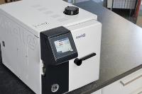 What is a Benchtop autoclave?
