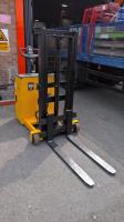 NEW Pedestrian Counterbalance Forklift Available @ Our Bristol Training Centre - Blog