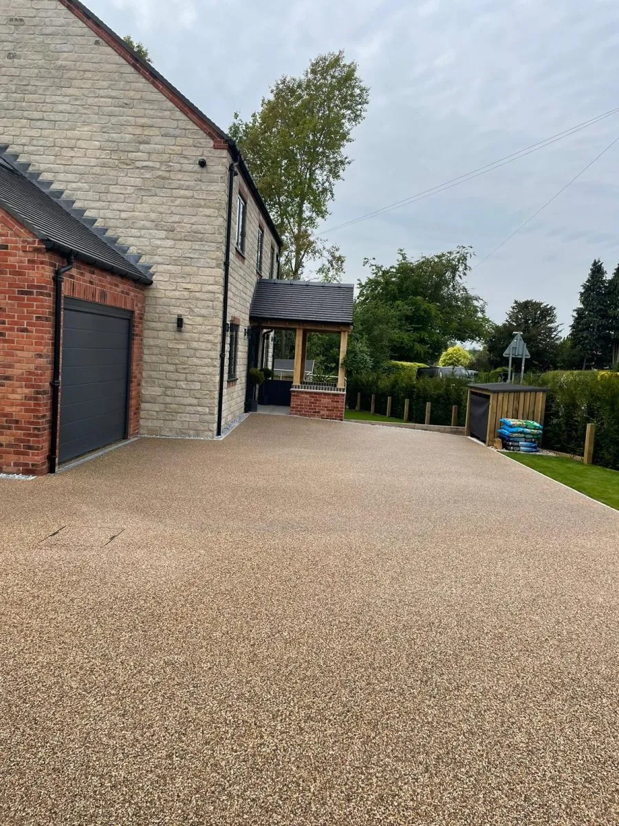 Skilled Installers Of Resin Bound Surfacing For Driveways