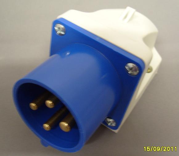 230V 4 Pin 32a Wall Mounted Appliance Plug IP44
[PCE-232WMP]