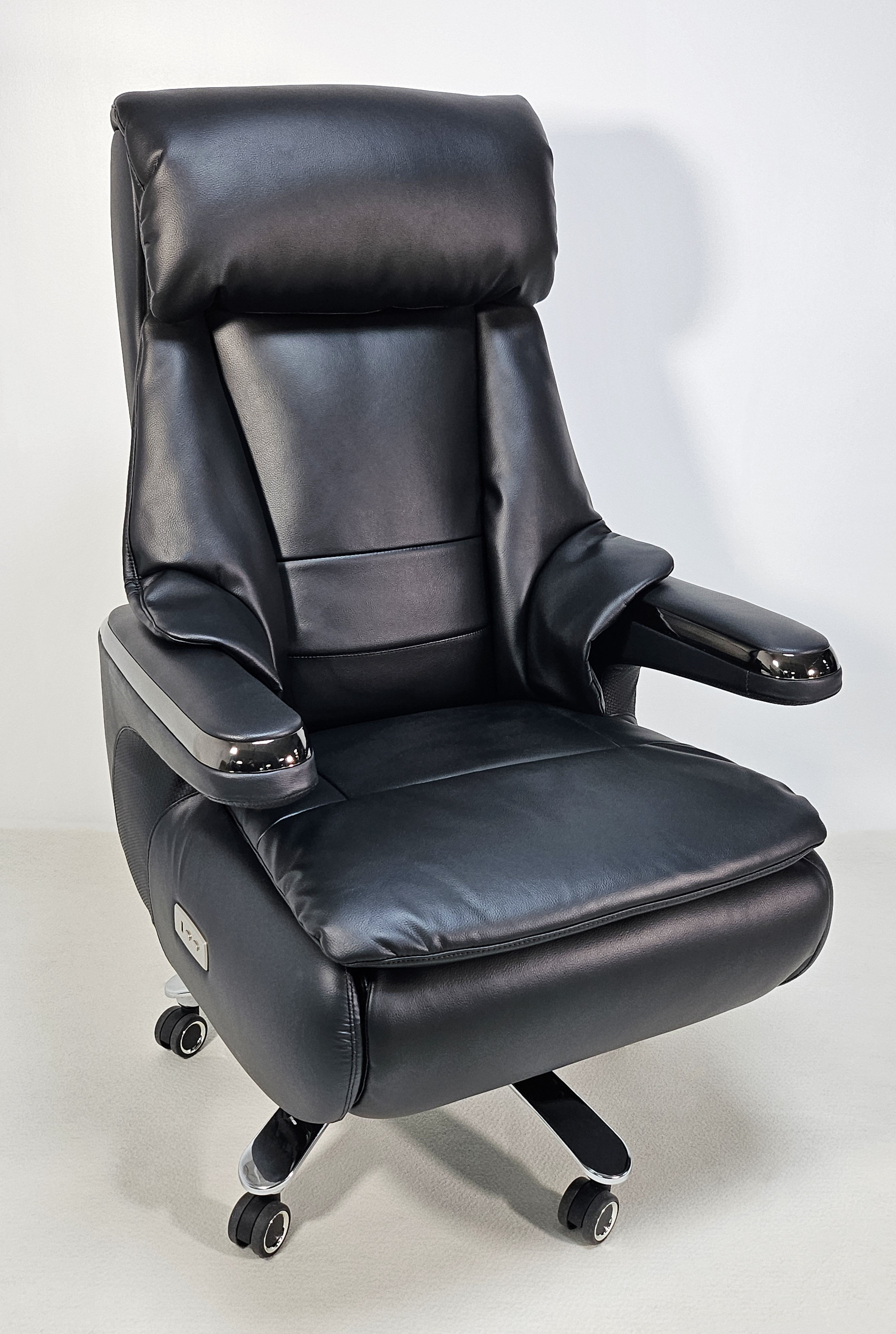 Specialising In Electric Reclining Executive Leather Office Chair with USB A Charging Port - Black -  A2320 North Yourkshire
