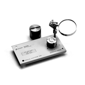 Keysight 16196B/710 Parallel Electrode SMD Test Fixture, Magnifying Lens and Tweezers, 16196 Series