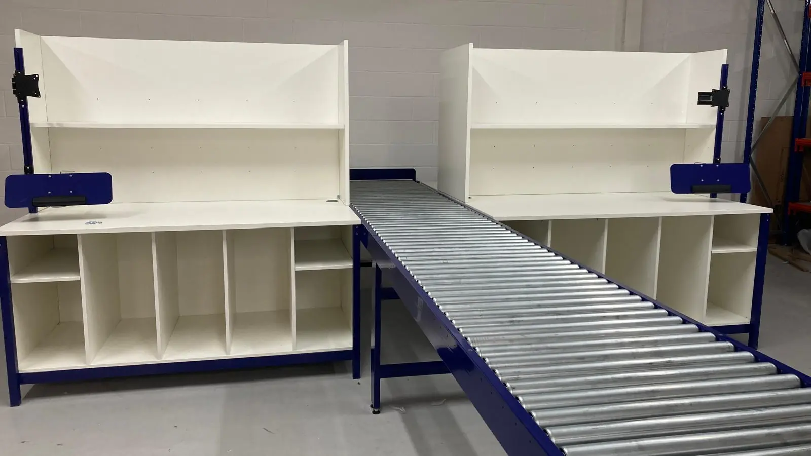 Bespoke Packing Stations for Manufacturing & Electronics