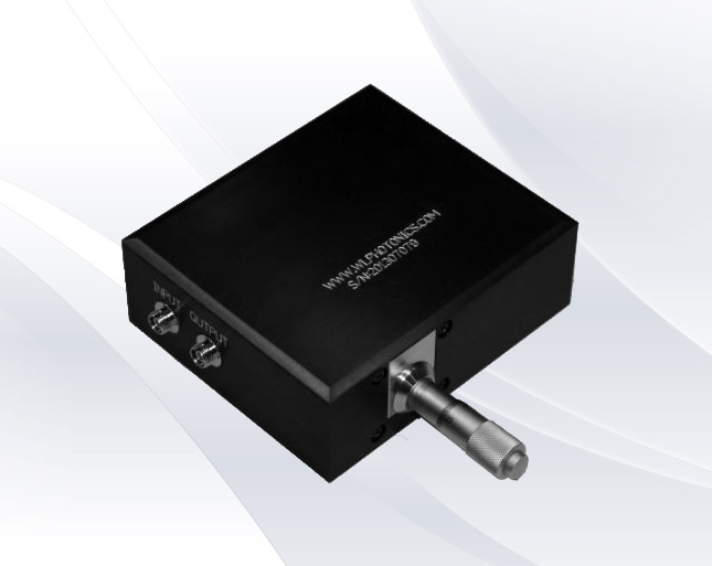 Manual Wideband Tuneable Optical Filter