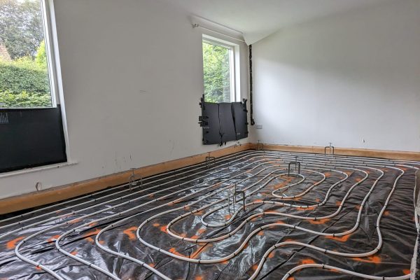 Low-Temperature Wet Underfloor Heating Systems Manchester