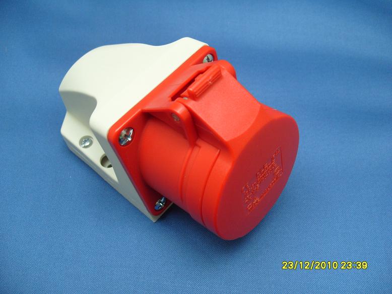 400V 5P 16A Wall Mounted Socket
[PCE-316WMS]