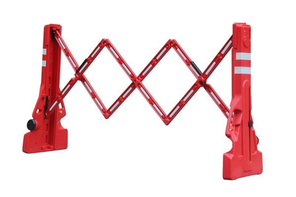 Water filled Red Plastic Expandable Barrier for Car Parks