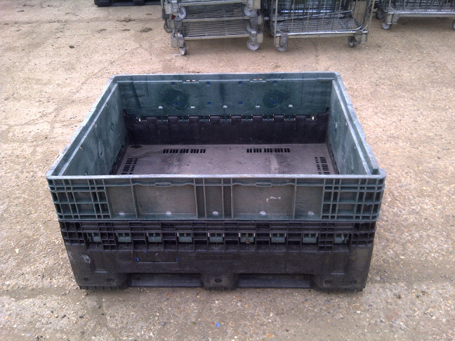 600x400x300 Blue Lidded Container (55 Ltr) For Commercial Industry
