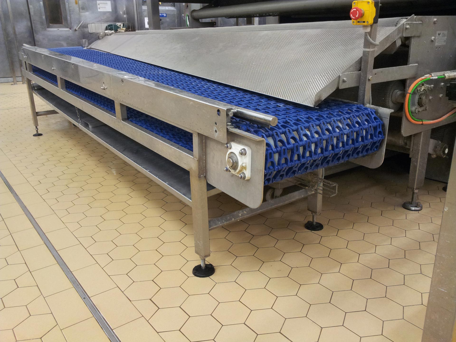 UK Suppliers of Food Grade Modular Belt