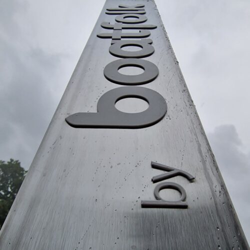 Flat Cut Logo Signs For Commercial Buildings