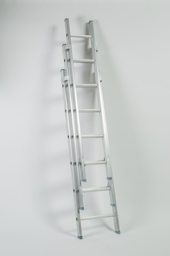 Aluminium 3 Part Extension Ladder  - TTD / D Rung