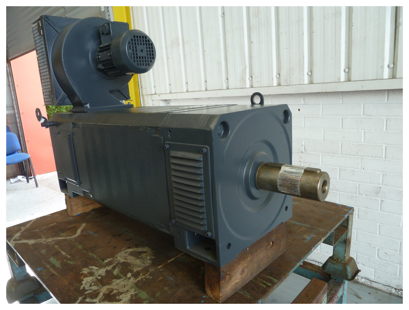 UK Suppliers Of 98.5Kw Siemens DC Motor. 255 amps