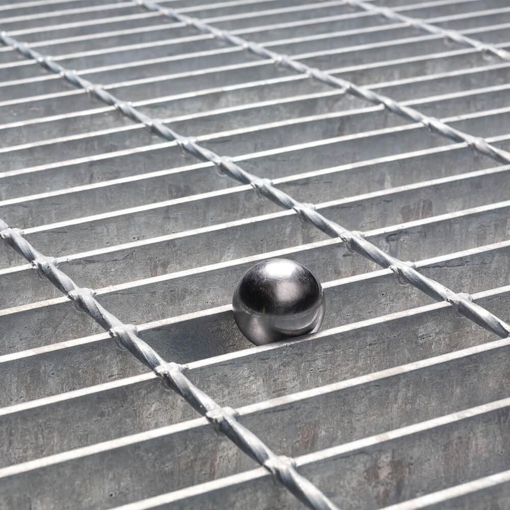 Galvanised Open Steel Flooring 21.5/100 30x3mm 20mm Ball Proof Grating 6 x 1m