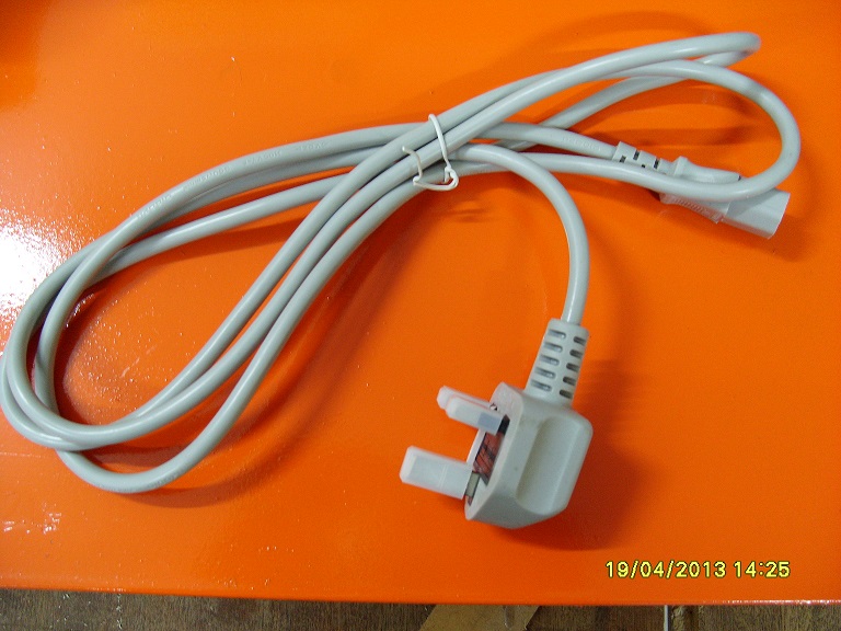 230V 13a to IEC Adapter Lead Grey
[R-213/IEC2MG]
