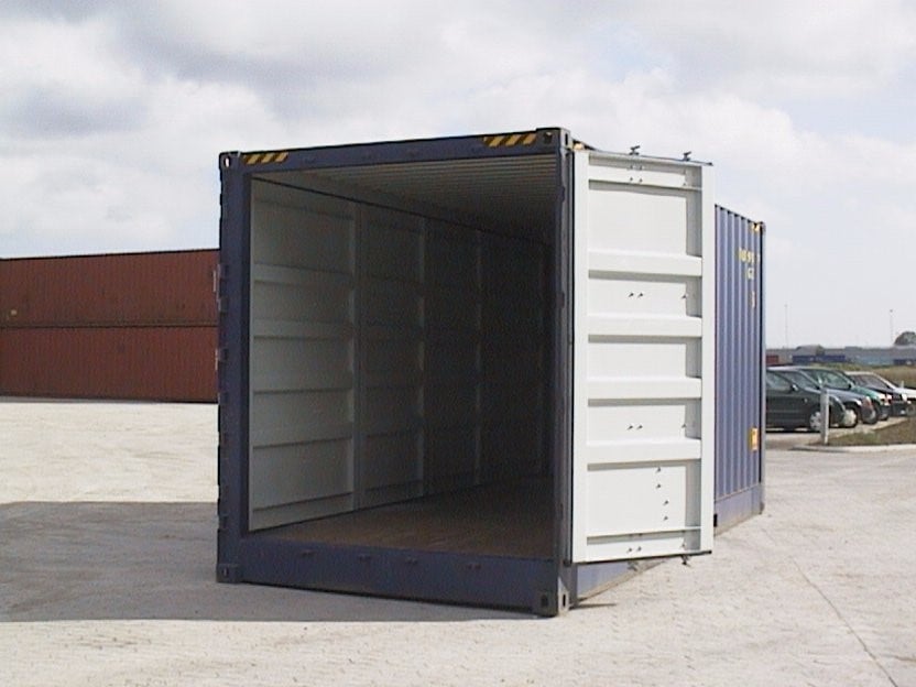Containers With Both Sides And End Doors Southampton