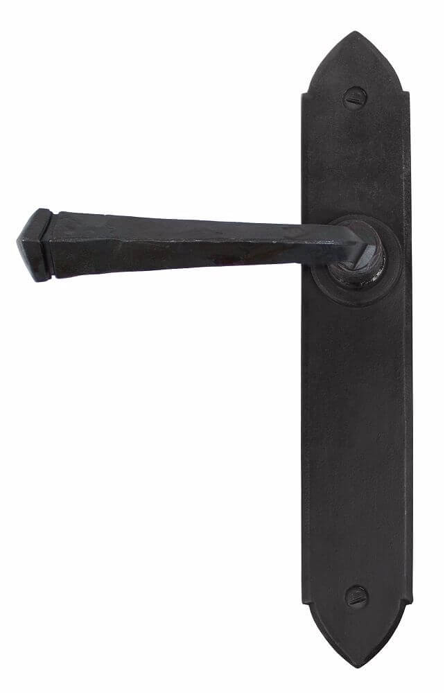 Anvil 33270 Beeswax Gothic Lever Latch Set