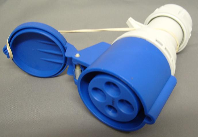 230V 32a 4 Pin Trailing Socket IP44
[PCE-2324C]