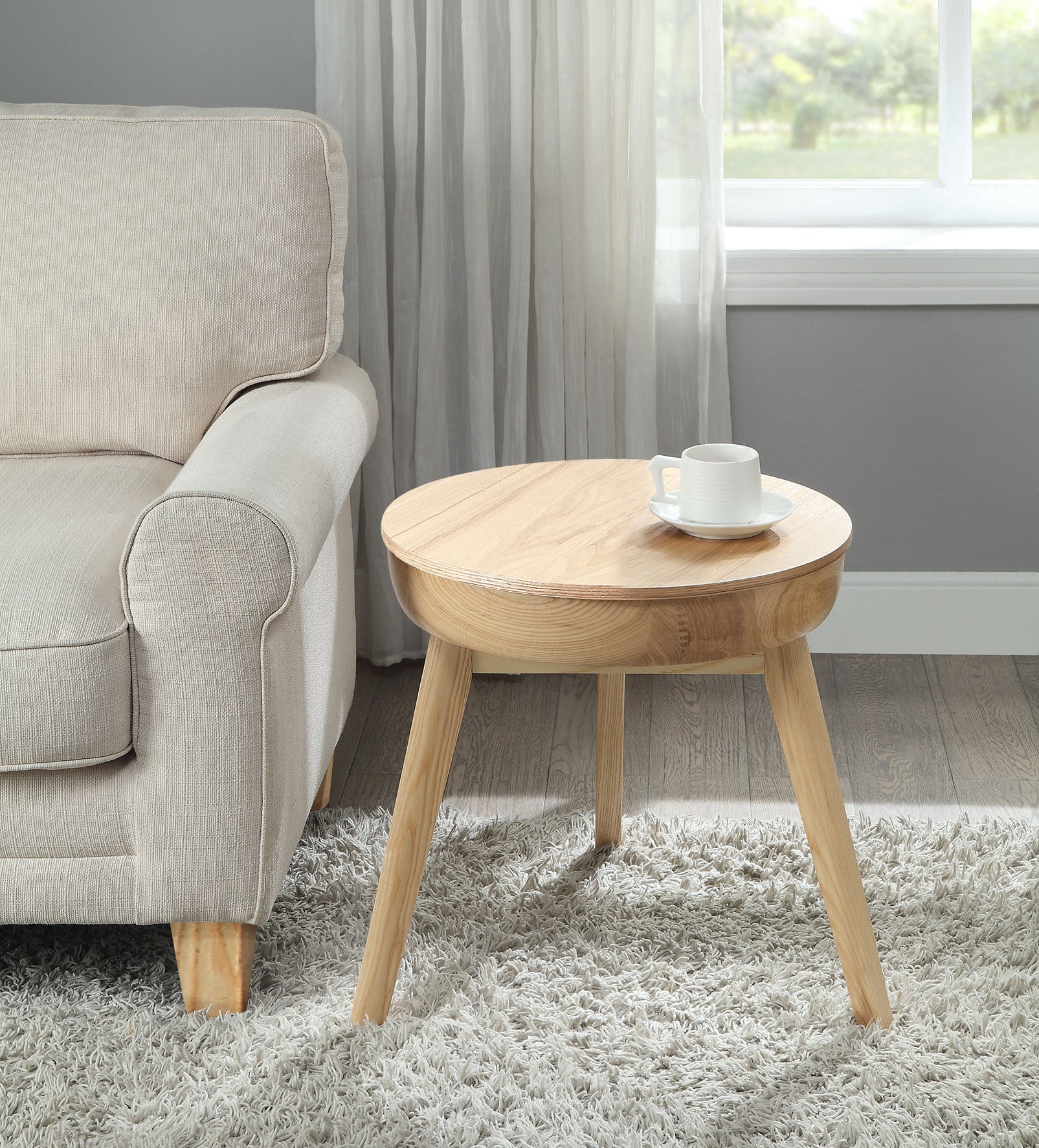 Specialising In Oak Veneer Round Side Table - 485mm - JF711 North Yourkshire