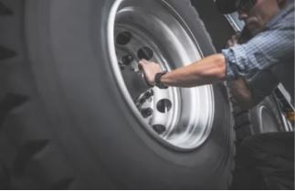 MASTERING THE ART OF WHEEL NUT INSTALLATION ON COMMERCIAL VEHICLES: A COMPREHENSIVE GUIDE