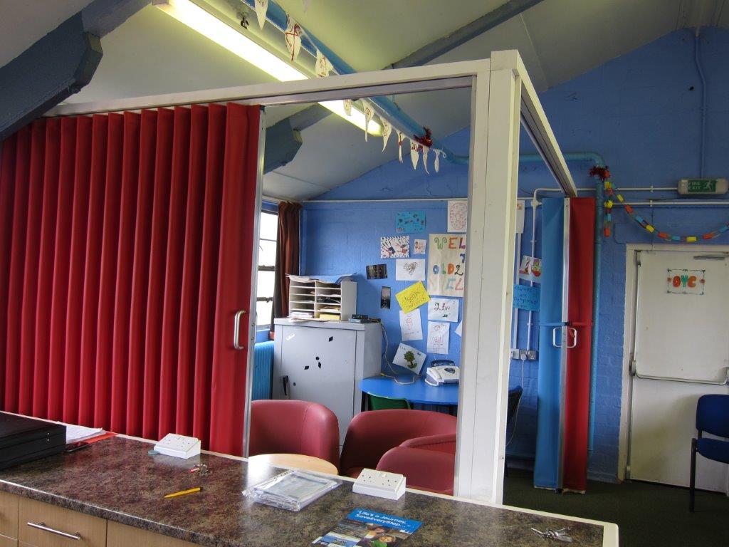 Lightweight Concertina Folding Walls