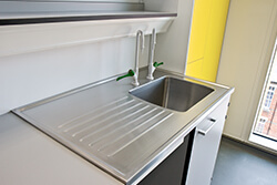 Custom-Made Lab Sinks For Educational Institutions