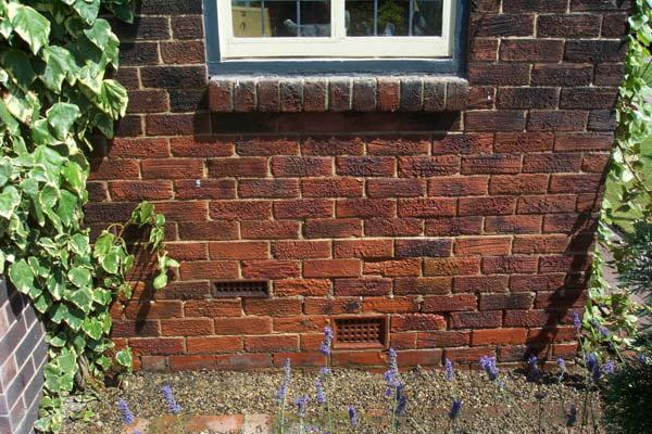 Low Pressure Sand Jetting For Brick Cleaning Derbyshire