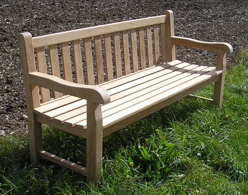 Suppliers of Southwold 6ft Deluxe Teak Bench UK