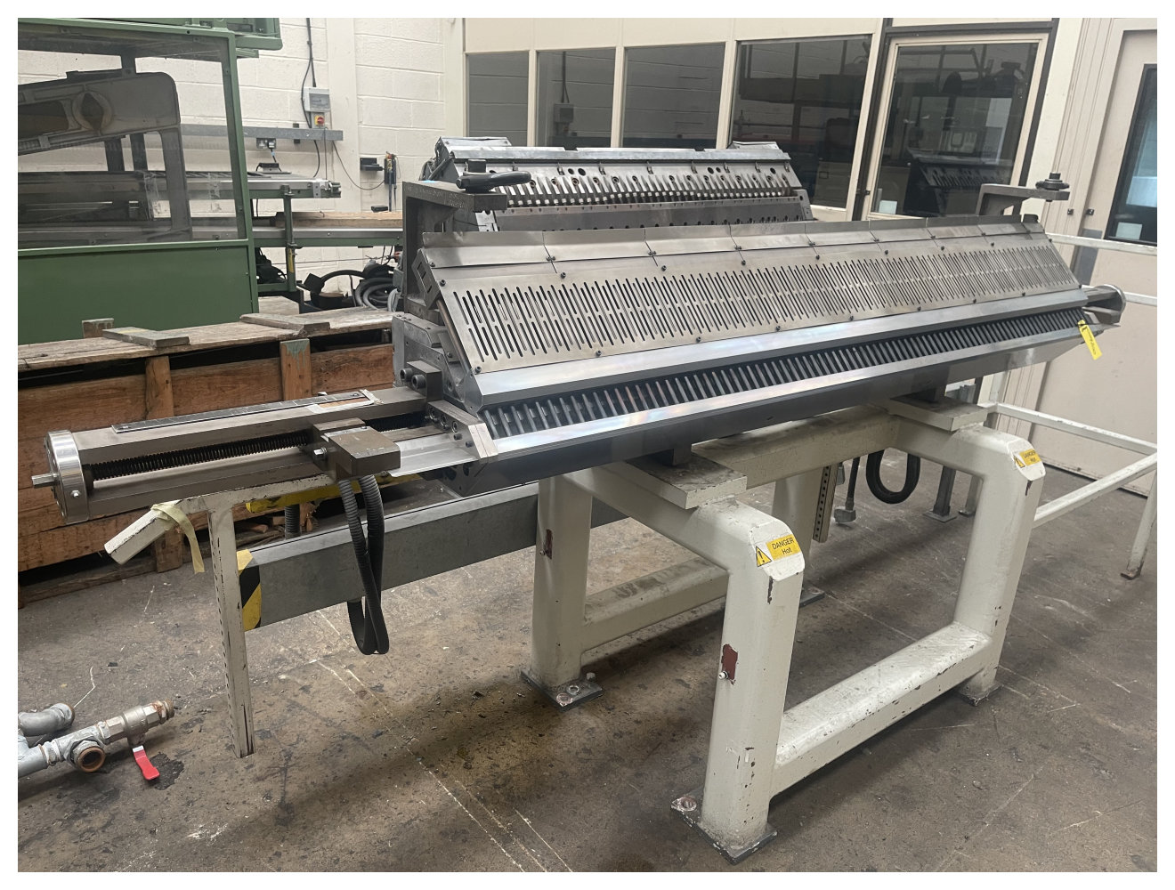 2032mm Cloeren 80" Epoch III autogauge, flex lip sheet die. With IDS II Decal facility (min 1320mm). Lip opening range 0-0.5mm. Ideal for film applications. 1998