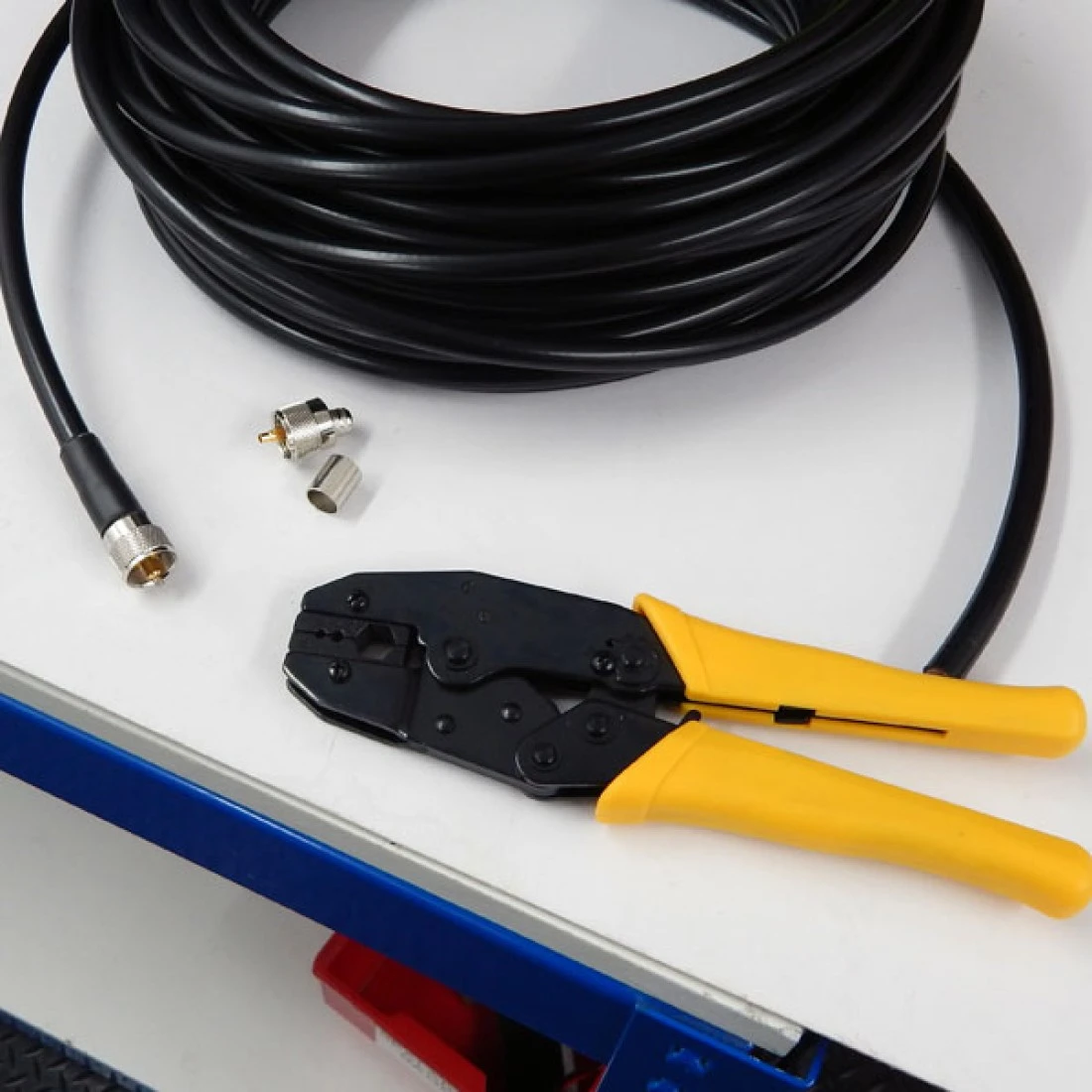 5 METRE HAM RADIO DROP CABLE KIT UHF CRIMP CONNECTOR AND TOOL RG213