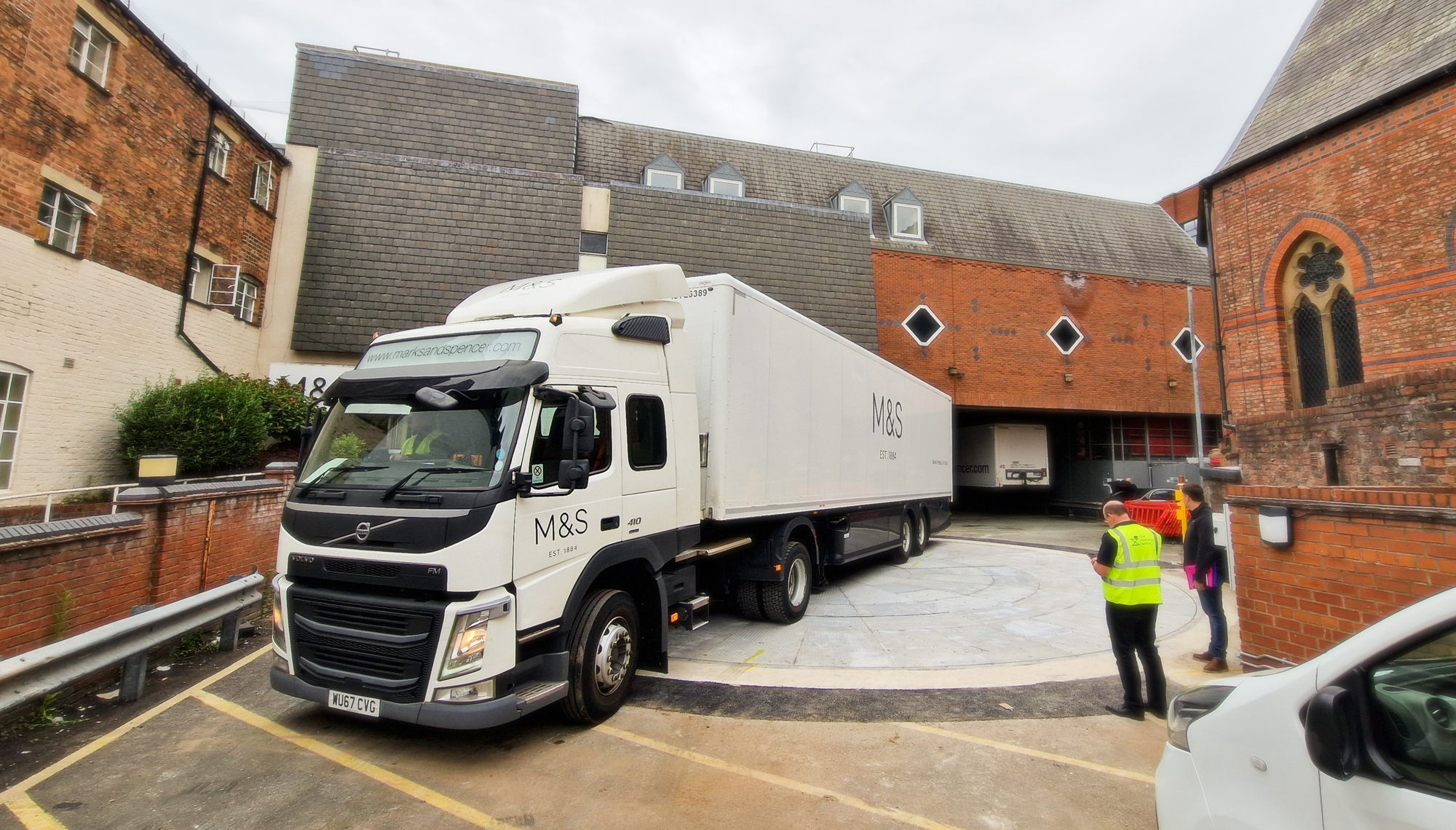 Movetech UK vehicle access turntable keeps Marks & Spencer moving