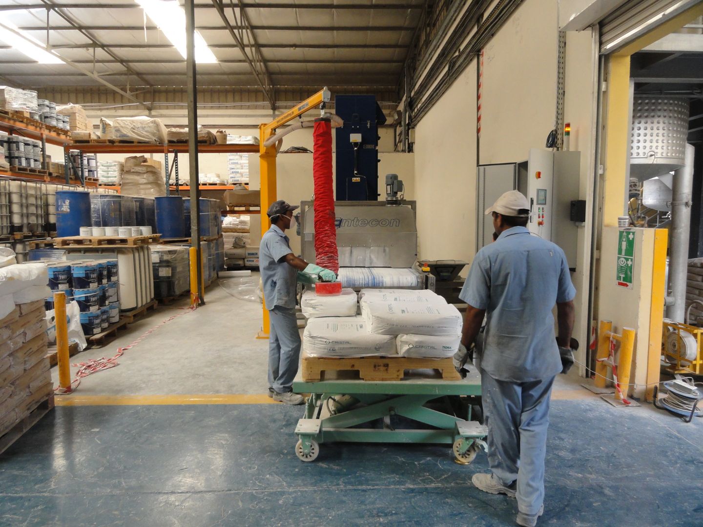Vacuum Lifting Equipment For Powder Handling