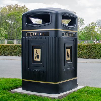 Manufacturers Of Glasdon Jubilee&#8482; 240 Wheelie Bin Housing