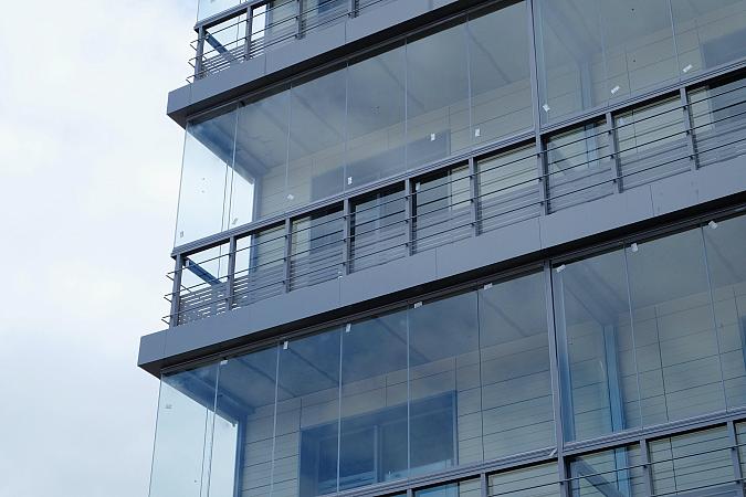Frameless Balcony Glass Solutions With Unobstructed Views