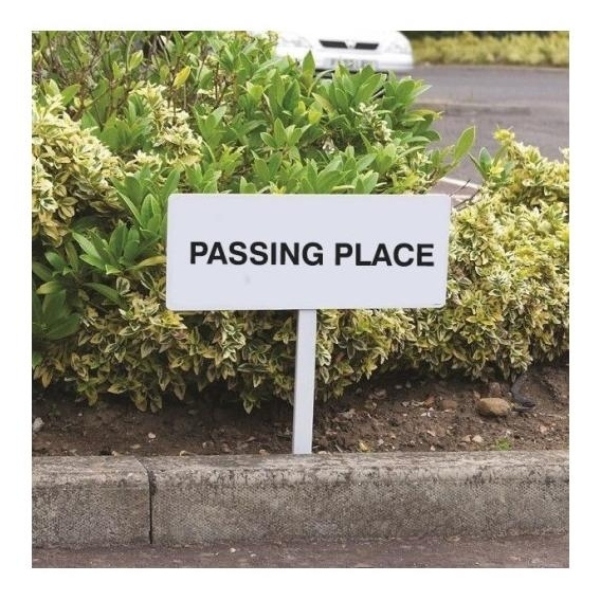 Passing Place – Verge Sign with 800mm Post