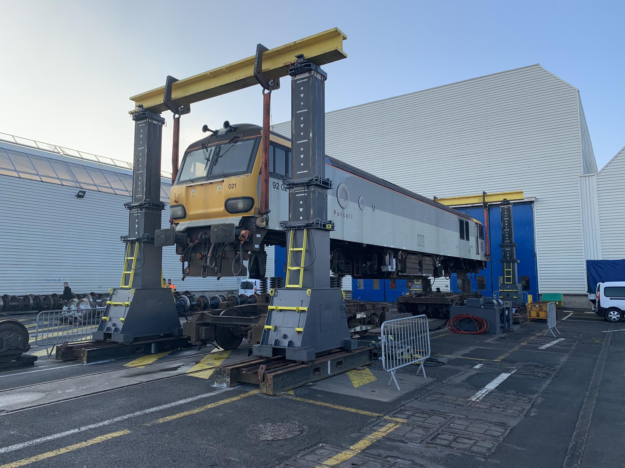 Reliable Heavy Lifting Service