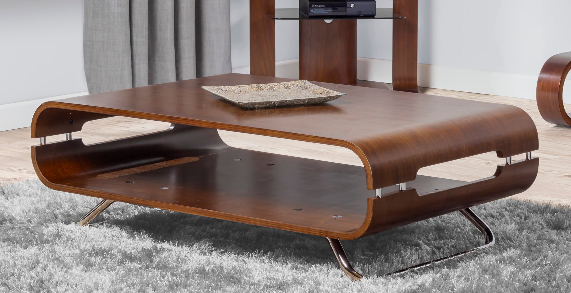 Specialising In Walnut Veneer and Chrome Leg Coffee Table - 1180mm - JF302 UK