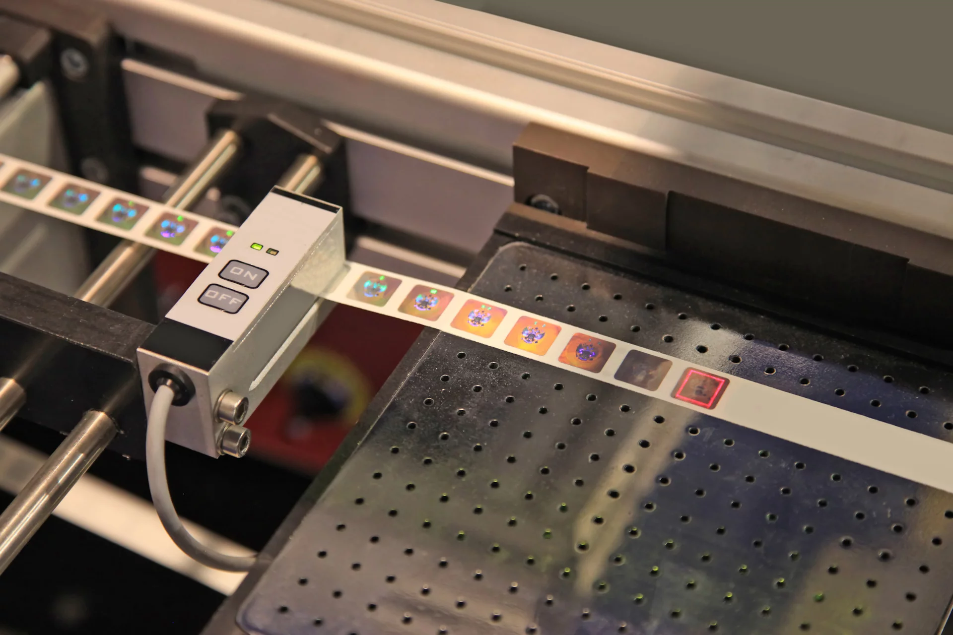 UK Suppliers Of Custom Made Holographic Labels For Pharmaceutical Industries