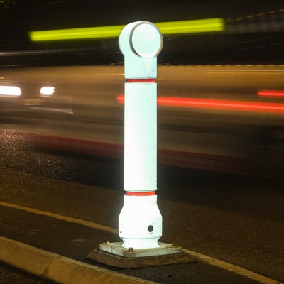 Illuminated Mini-Ensign� Bollard