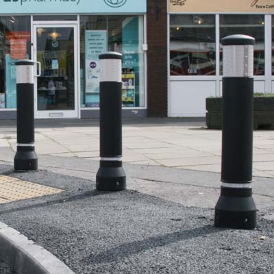 High Quality Neopolitan&#8482; 150 Guardsman Bollard