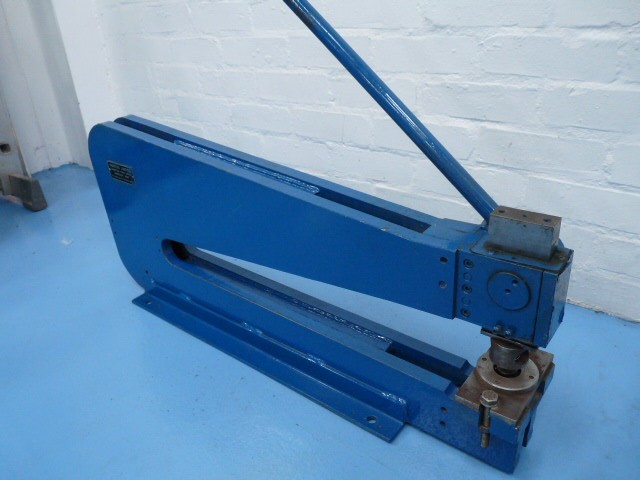 Hunton Hand Operated Bench Punch 24&#34; 610mm throat 3 ton capacity