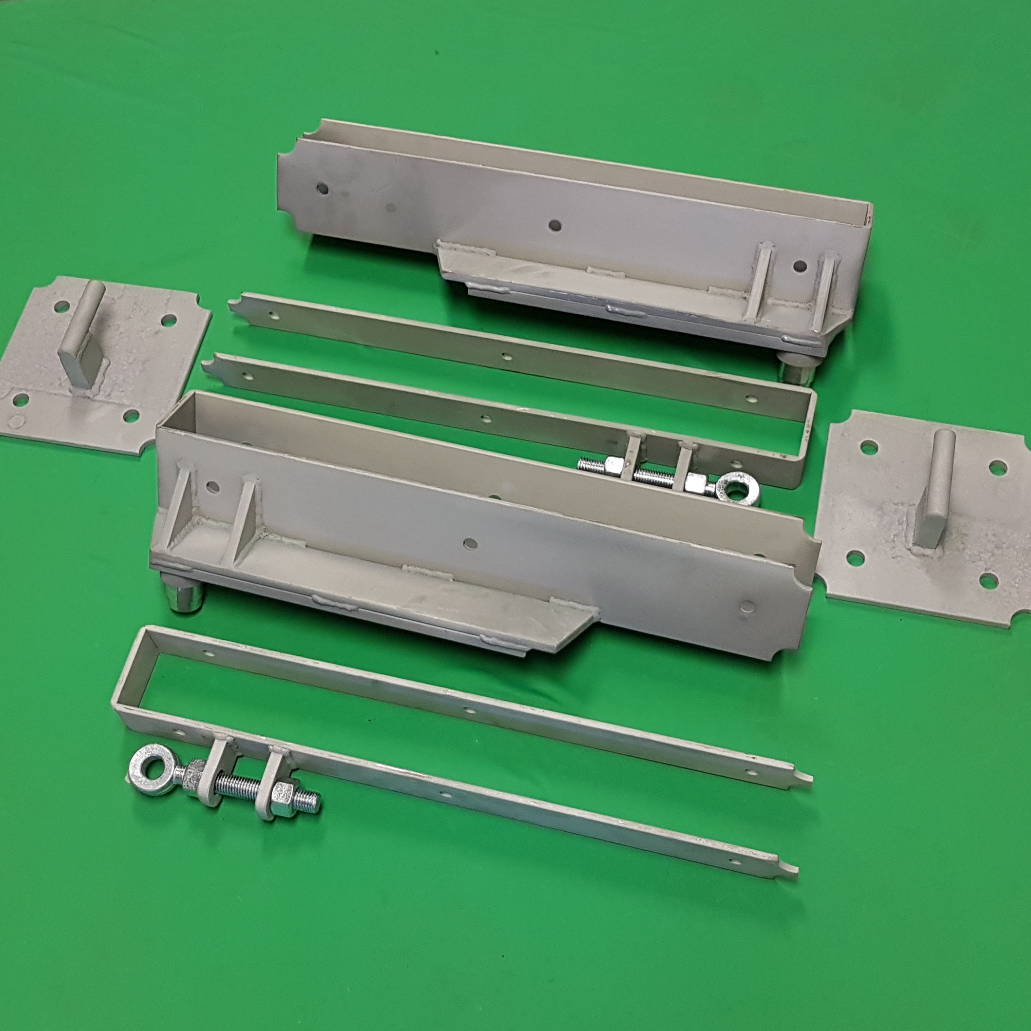 Offset Hinges, Frog Shoes & Wall Plate Kit Pair Hot Zinc Sprayed