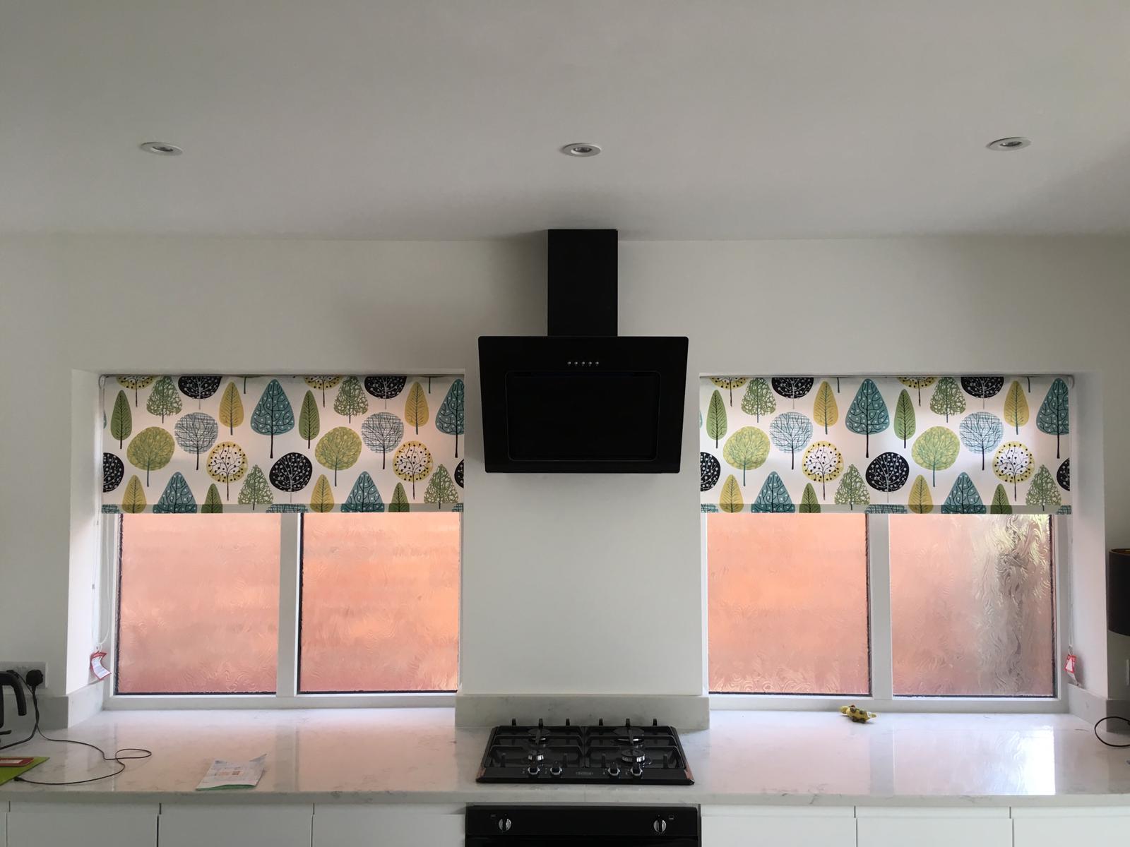 Roller Blinds With Shaped Bottom